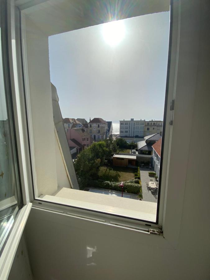 La Maree Zelee - Appartement A 50 Metres De La Mer Wimereux Exterior foto